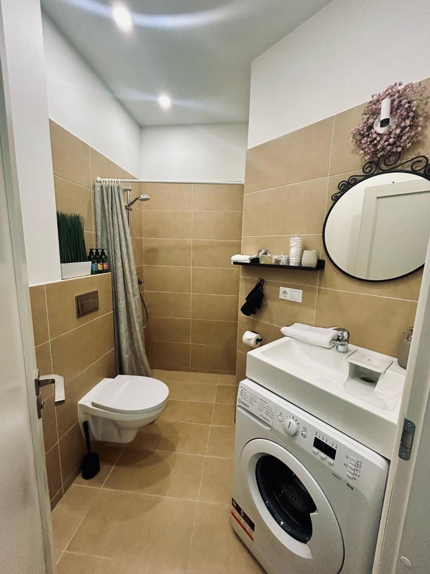 1212 Apartments With Free Parking リガ エクステリア 写真